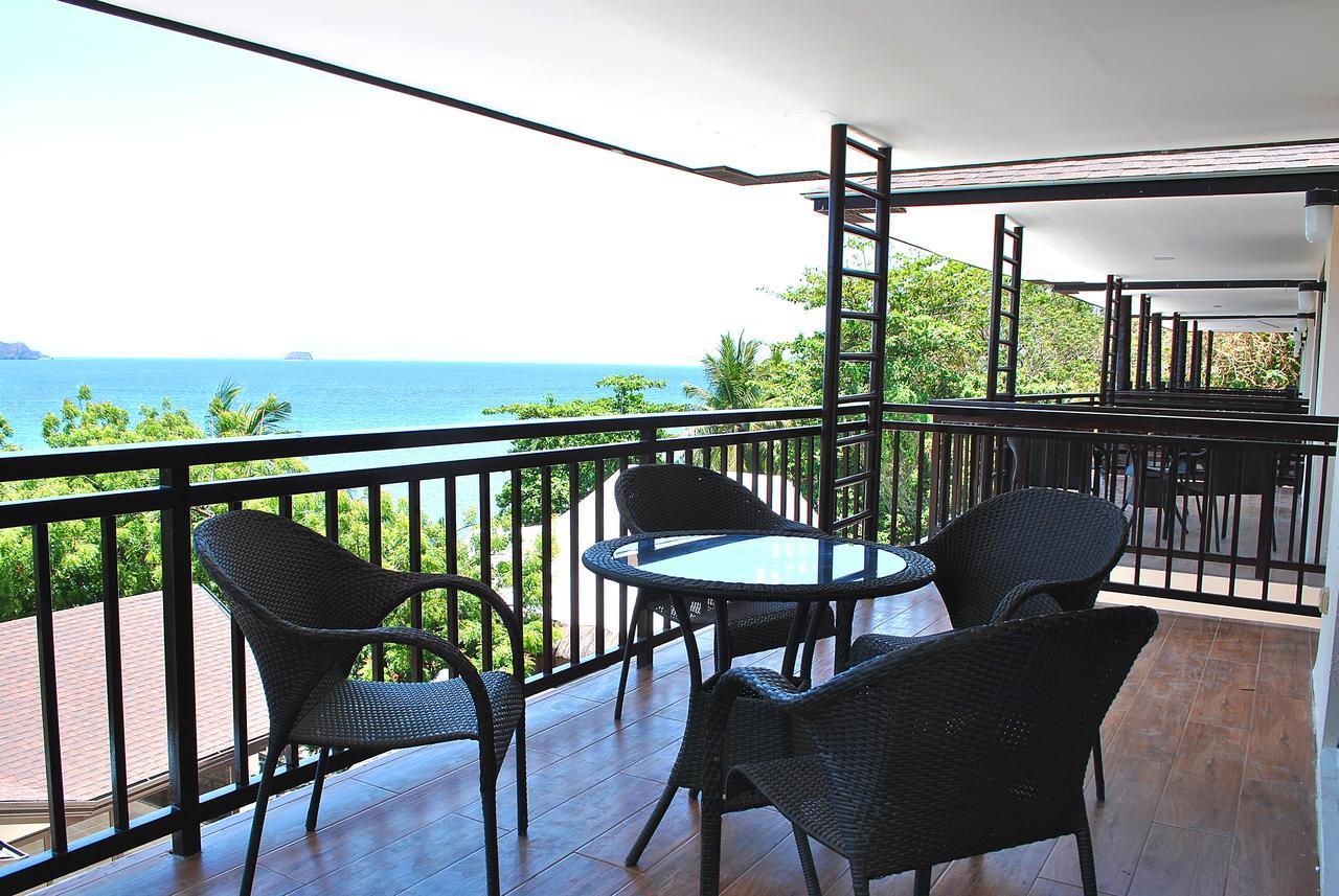 Altamare Dive And Leisure Resort Anilao Mabini  Esterno foto